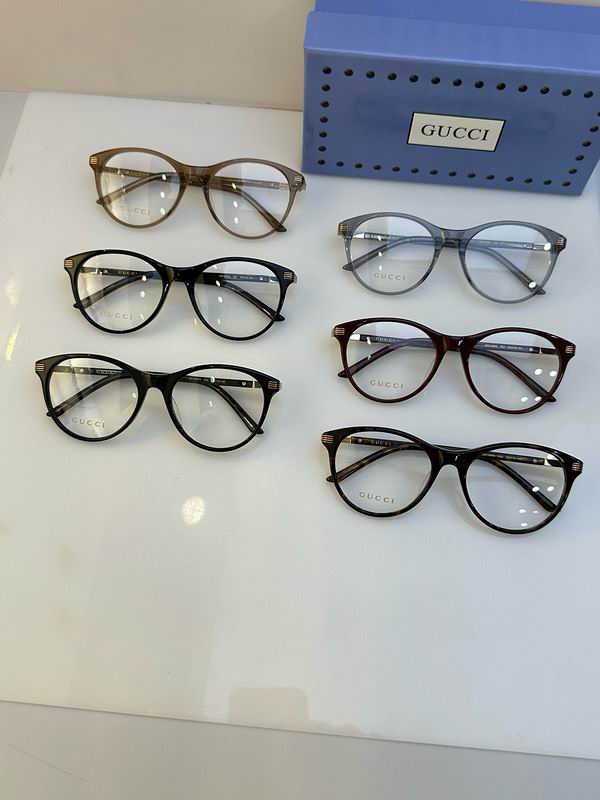 Gucci Plain Glasses (216)